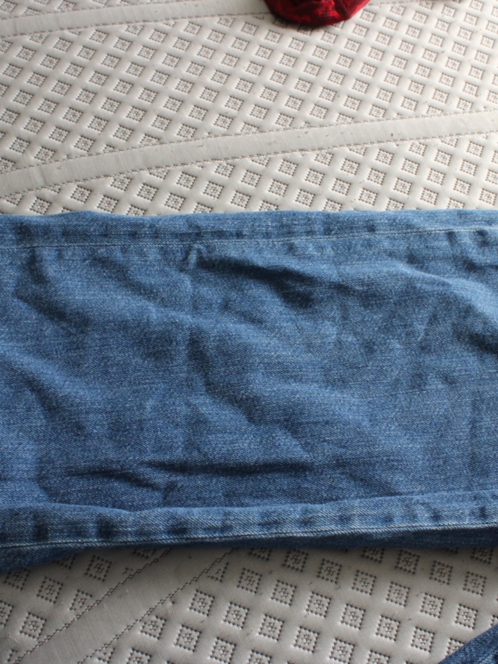 Zara womens jeans with zipper side - Picture 2 of 4